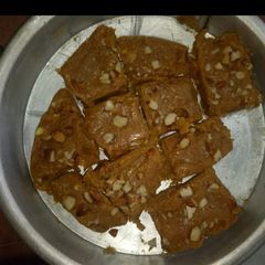 A picture of Besan Burfi.