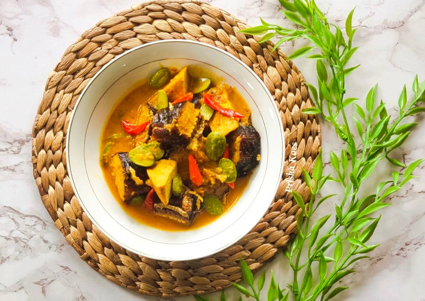 Mangut Iwak Pe (Pari Asap)