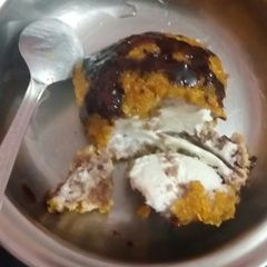 A picture of Fried ice-cream.
