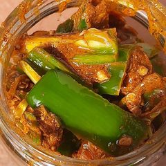 A picture of Green Chilli Pickle.