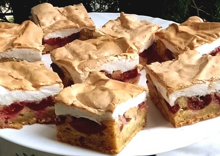 Fahéjas, szilvás habos kocka