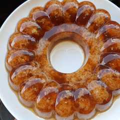 A picture of Puding Karang Gula Habang (puding gula merah).