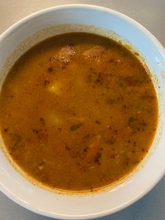 Gulyás (sertéshúsból) recept fotója