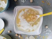 Hình ảnh của chè hạt sen tươi