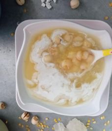 chè hạt sen tươi