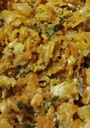A picture of Carrot with eggs scrambled.