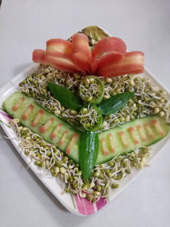 A picture of Sprouts veg salad.