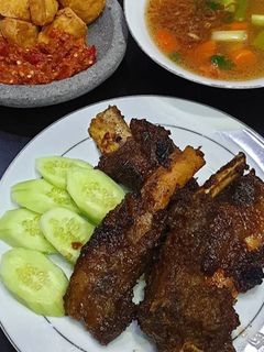 Foto resep Sop Iga Bakar Bunda "Cinta"