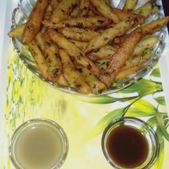 A picture of Crispy potato sooji fingers.