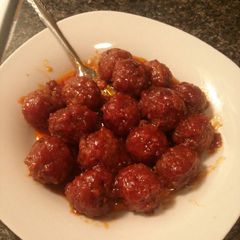 A picture of Honey Garlic Meatballs Crockpot.