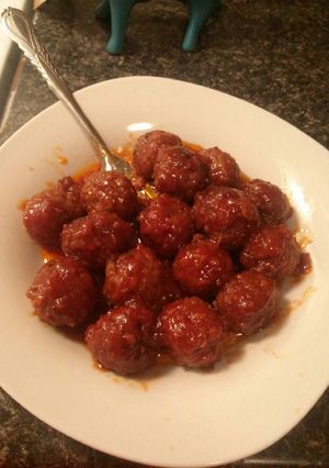 A picture of Honey Garlic Meatballs Crockpot.