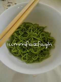 Foto resep Mie Bayam