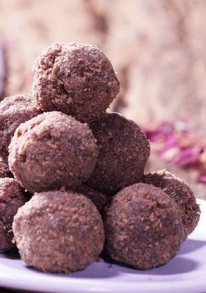 A picture of Chocolate Laddu.