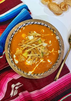 Una foto de Sopa azteca o de tortilla en freidora de aire