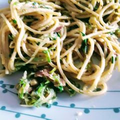 A picture of Creamy leek & bacon spaghetti (vegan).