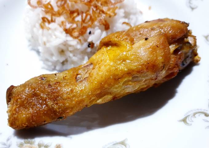 Ayam goreng kuning sederhana