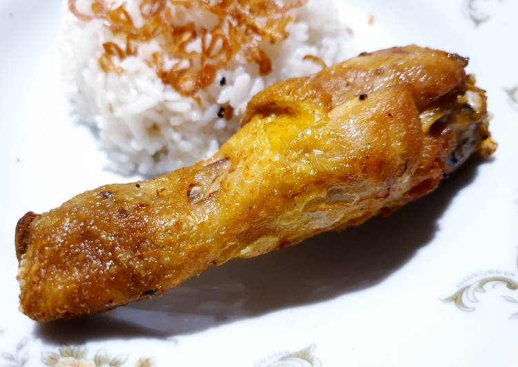 Cara Gampang Membuat Ayam goreng kuning sederhana, Bisa Manjain Lidah