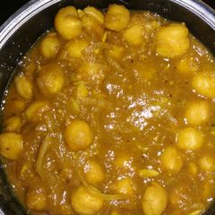 Spicy chickpeas A picture of Spicy chickpeas.