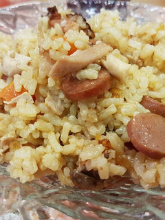 Una foto de Arroz con pollo al estilo de mi Marthica!!