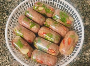 Hình của món Nem chua thanh hoá.