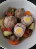Albóndigas rellenas de huevo al horno