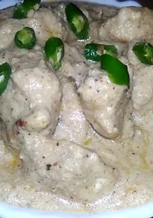 A picture of Kaju chicken.
