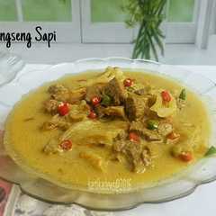 A picture of Tongseng Sapi.