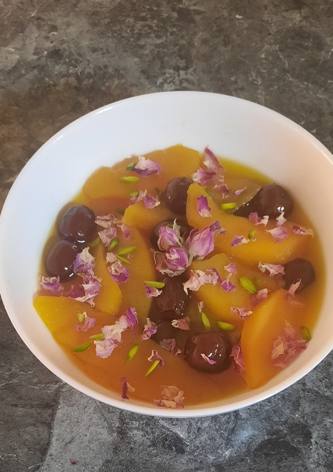 عکسی از دستور کمپوت سیب و به و عناب بدون شکر