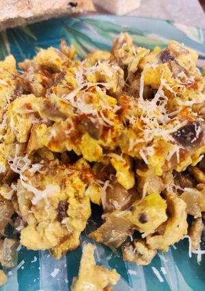 Gombás hagymás frittata 🍄‍🟫🍳 recept fotója