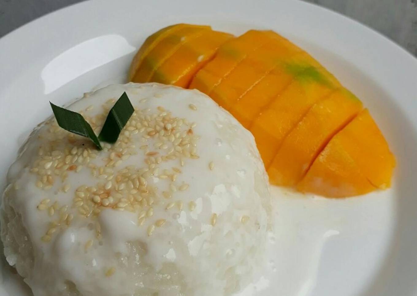 Mango Sticky Rice (Magic com)