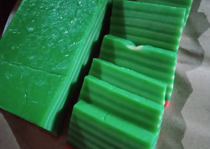 Lapis tepung beras