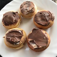 Donuts🍩 A picture of Donuts🍩.