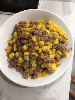 Hình của món Thịt bằm xào ngô cái bang.