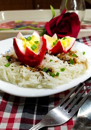 A picture of Pickle Egg.