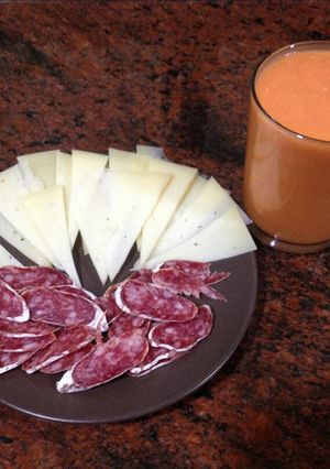 Una foto de Salsa para pan tumaca