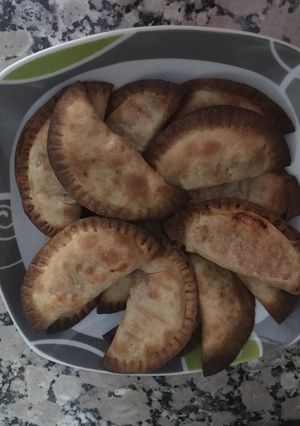 Una foto de Empanadillas de bacalao y tomate
