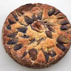 A picture of Fig Ricotta Cake.