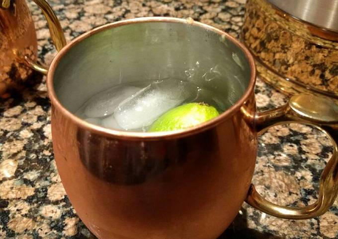 Step-by-Step Guide to Make Quick Moscow Mule