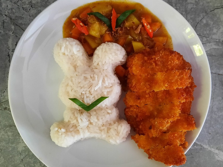 Bagaimana Menyiapkan Chicken Katsu Curry Donburi, Enak Banget