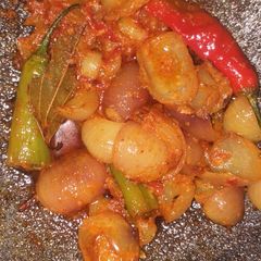 A picture of Makai pyaz ki sabji.