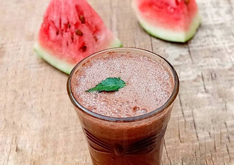 Chocolate/watermelon drink