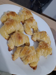 Una foto de Medialunas de manteca express🥐