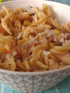 Una foto de Ensalada de pasta de lentejas