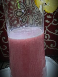 દાડમ નું શરબત(dadam nu sarbat recipe in Gujarati) રેસીપી મુખ્ય ફોટો