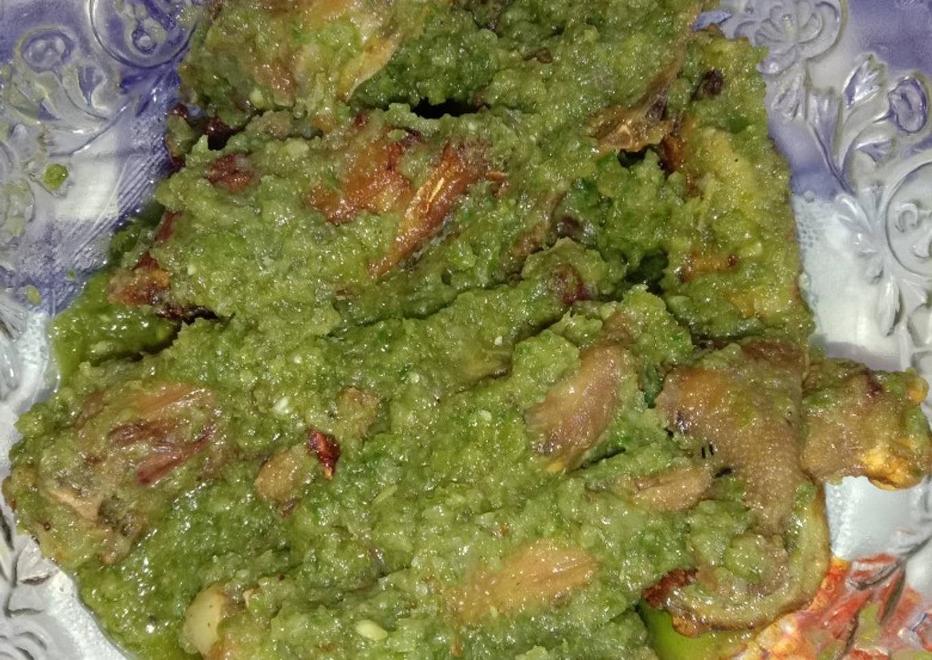 Bebek Goreng Cabe Hijau