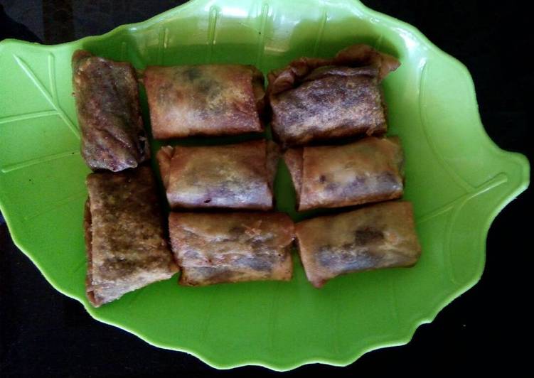 1. Pisang coklat lumer (isi coklat + keju)