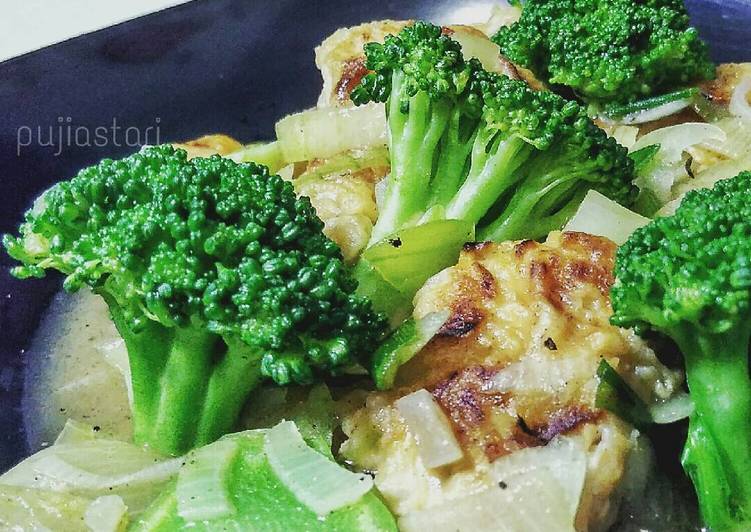 resep ayam brokoli saus bombai