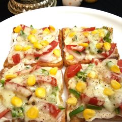 A picture of Cheesy bread pizza.