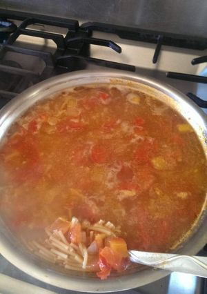 A picture of Sopa de fideo.