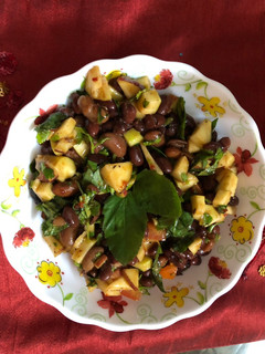 A picture of Apple Rajma Salad.